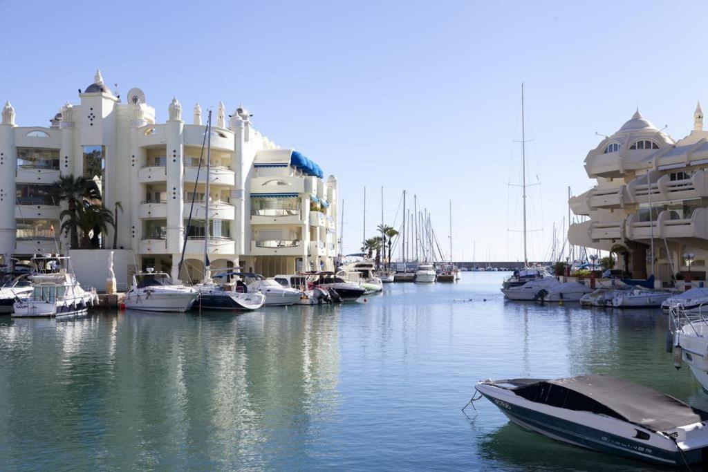 Apartamento Benalmádena Puerto Marina Appartamento Esterno foto